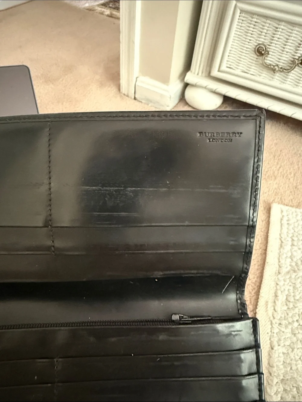 Burberry Classic Nova Check Fold Wallet in Tan and Black